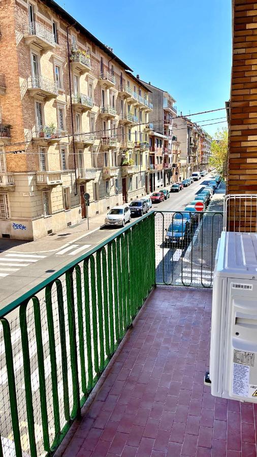 New Apartment, Near Metro Monte Grappa 토리노 외부 사진