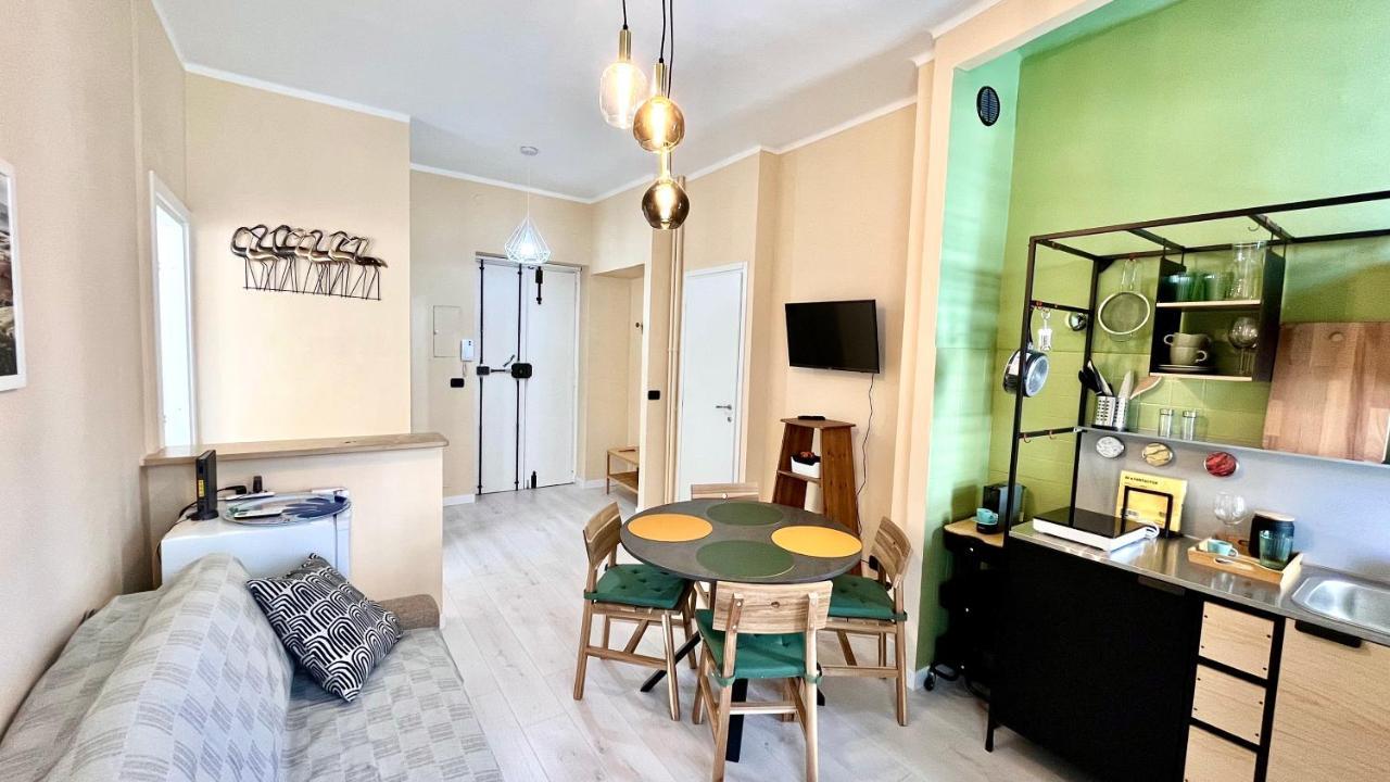 New Apartment, Near Metro Monte Grappa 토리노 외부 사진