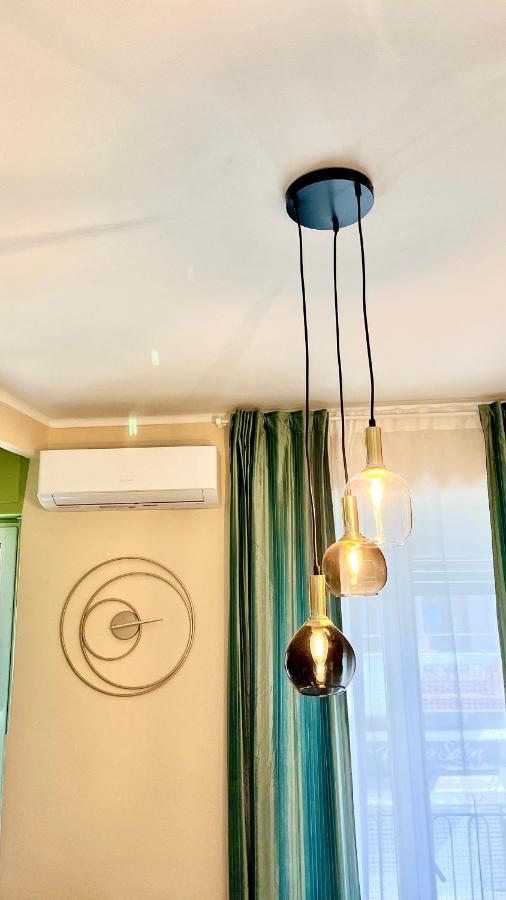 New Apartment, Near Metro Monte Grappa 토리노 외부 사진